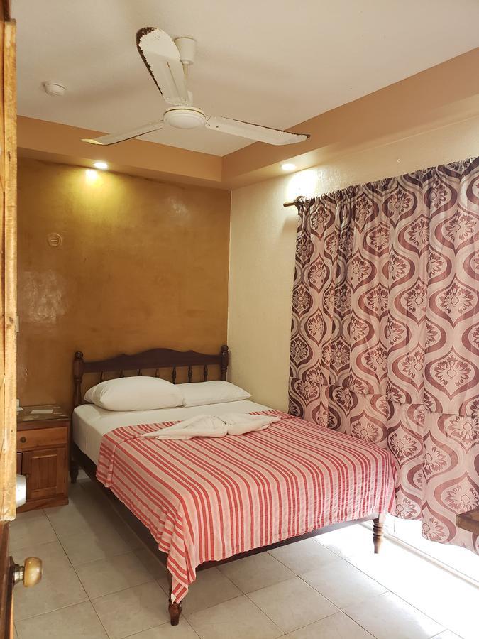 Hotel Cuarto Camino بلايا ديل كارمن المظهر الخارجي الصورة