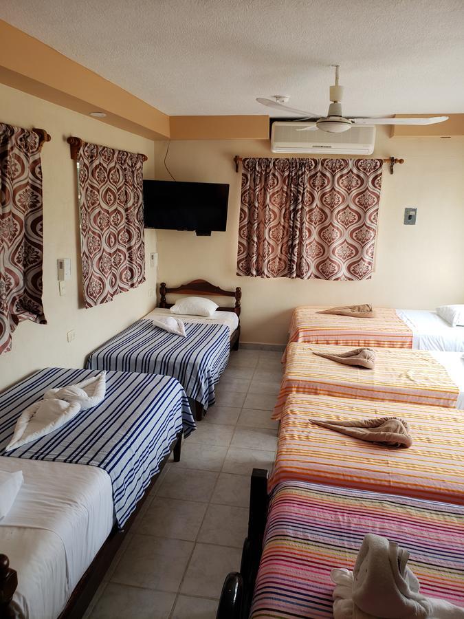 Hotel Cuarto Camino بلايا ديل كارمن المظهر الخارجي الصورة