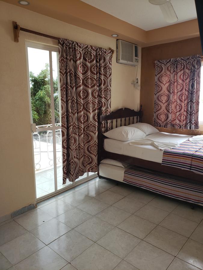 Hotel Cuarto Camino بلايا ديل كارمن المظهر الخارجي الصورة